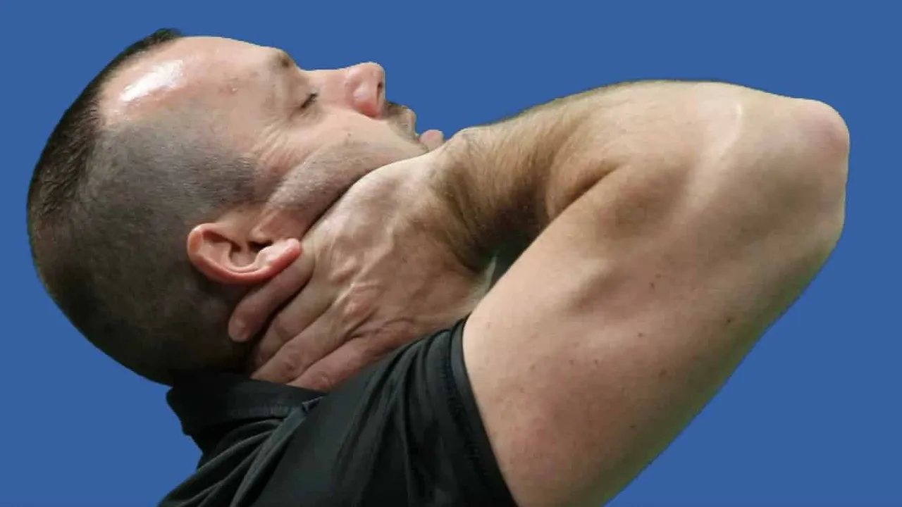 TOP 5 NECK STRETCHES TO DO!